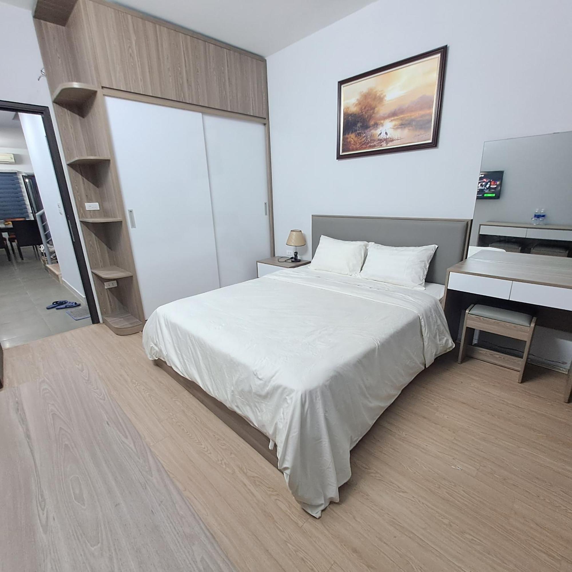 Blue Home Homestay Ha Noi Hanoi Bagian luar foto