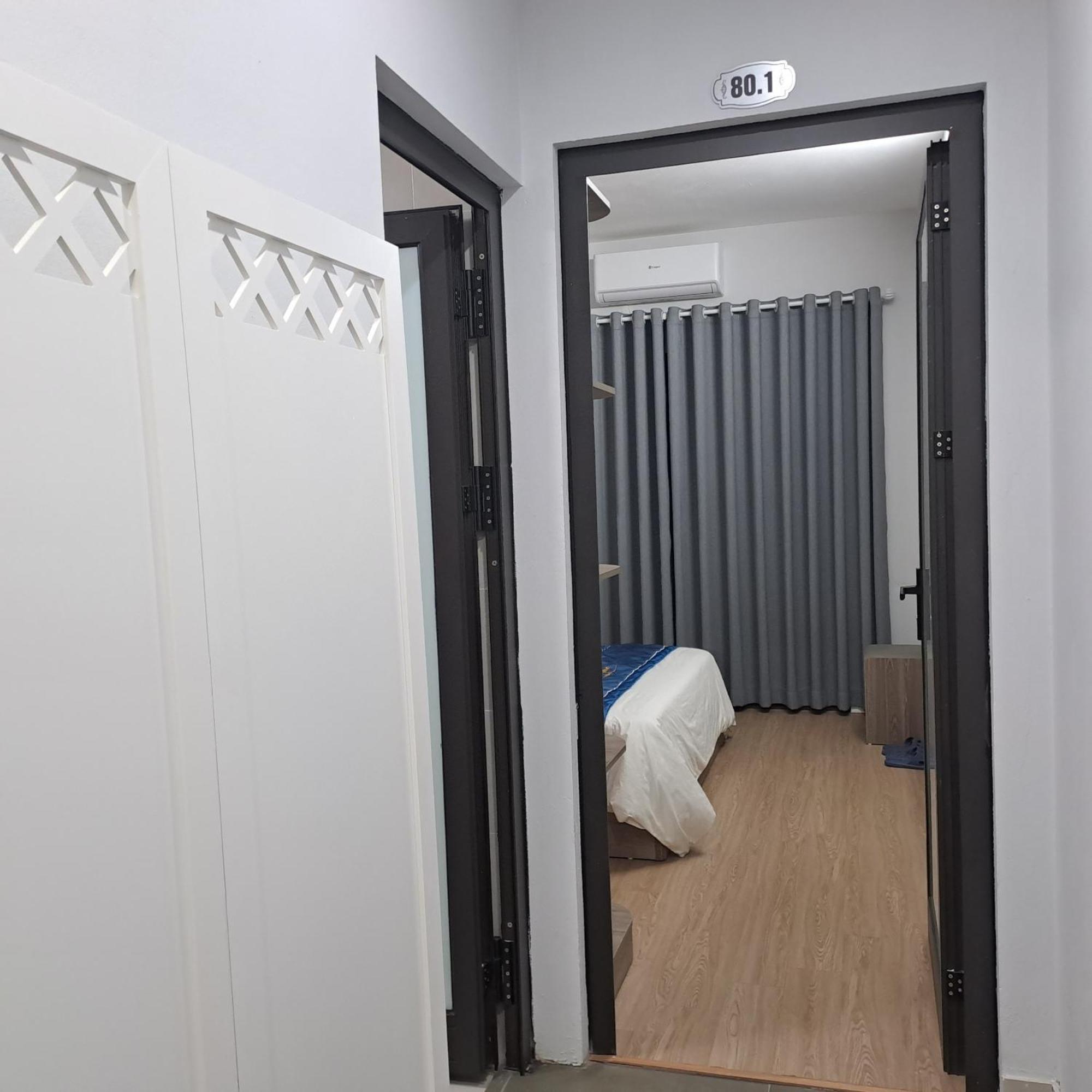 Blue Home Homestay Ha Noi Hanoi Bagian luar foto